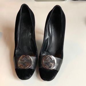 Authentic Vintage Gucci pumps